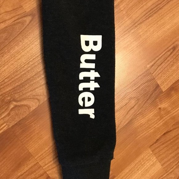 Butter Sweat Shirt - Picture 3 of 4